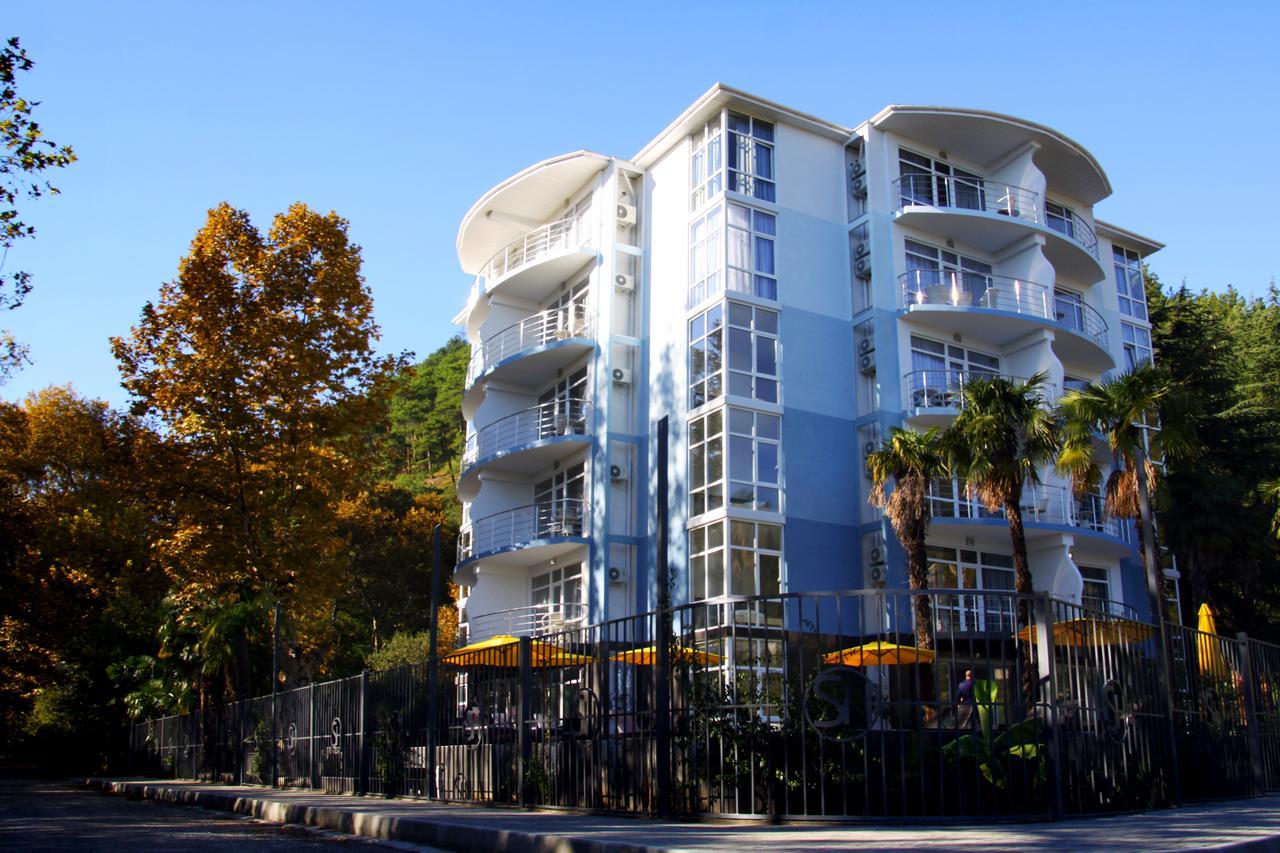 Sunrise Garden Hotel 3* Gagra Esterno foto