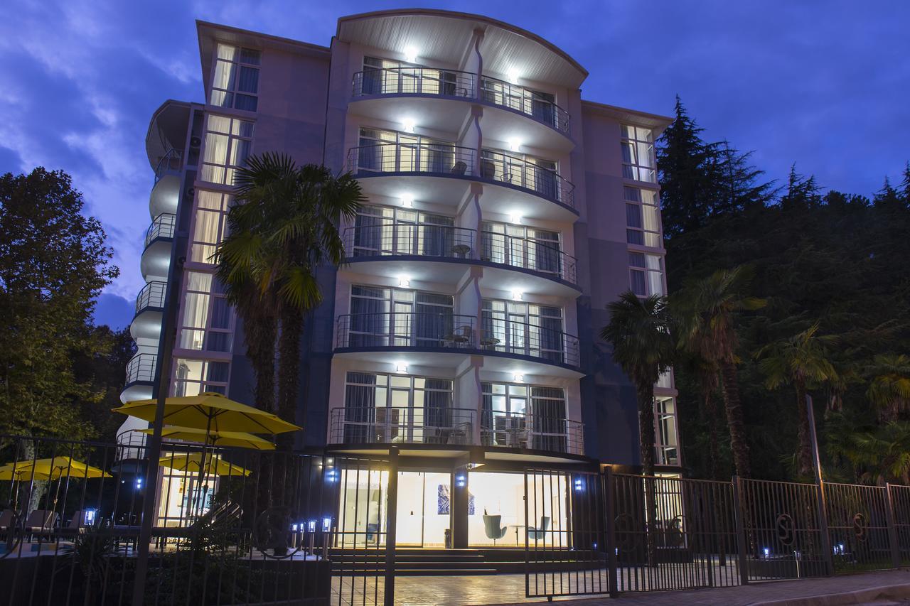 Sunrise Garden Hotel 3* Gagra Esterno foto