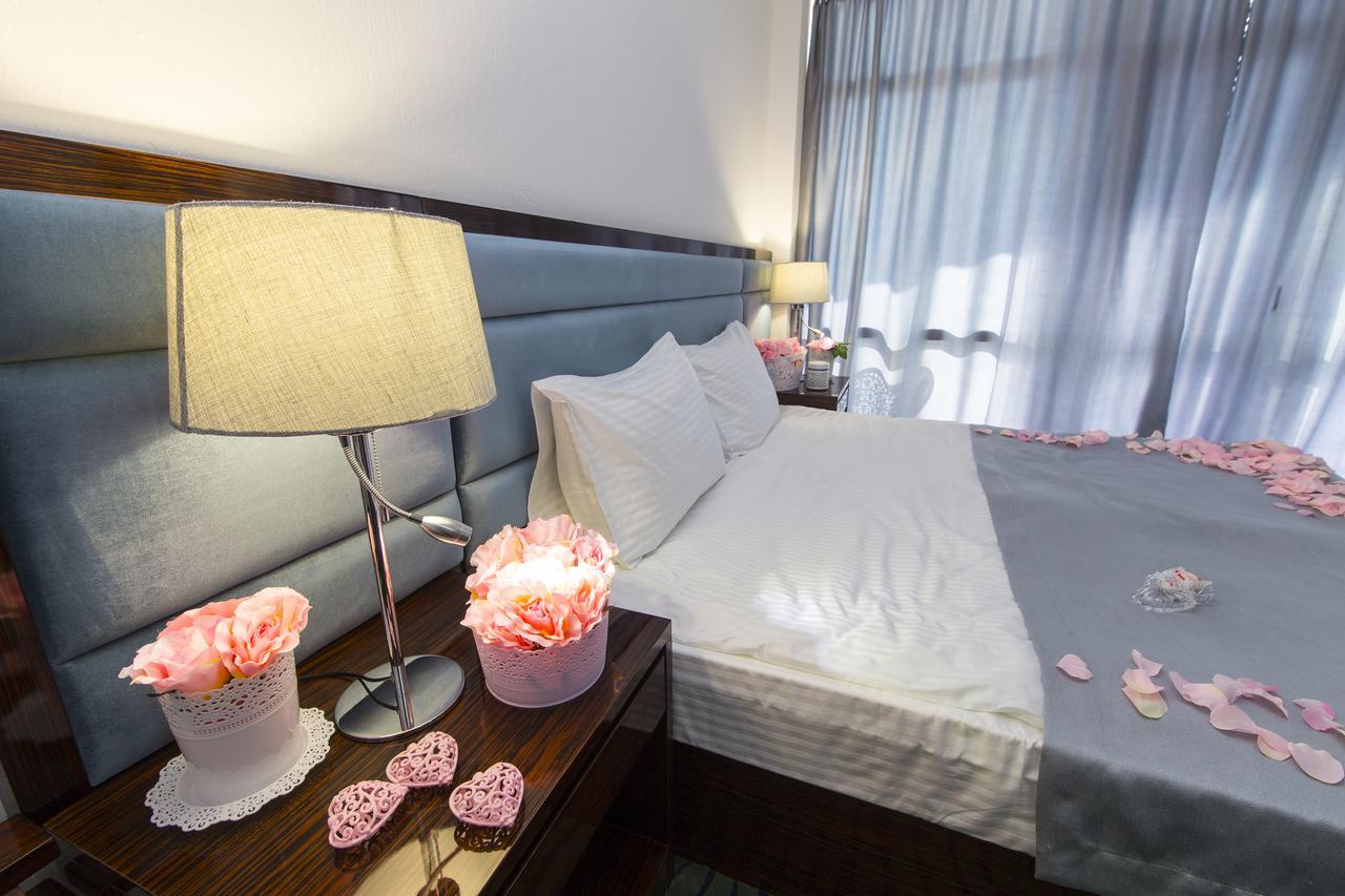 Sunrise Garden Hotel 3* Gagra Esterno foto
