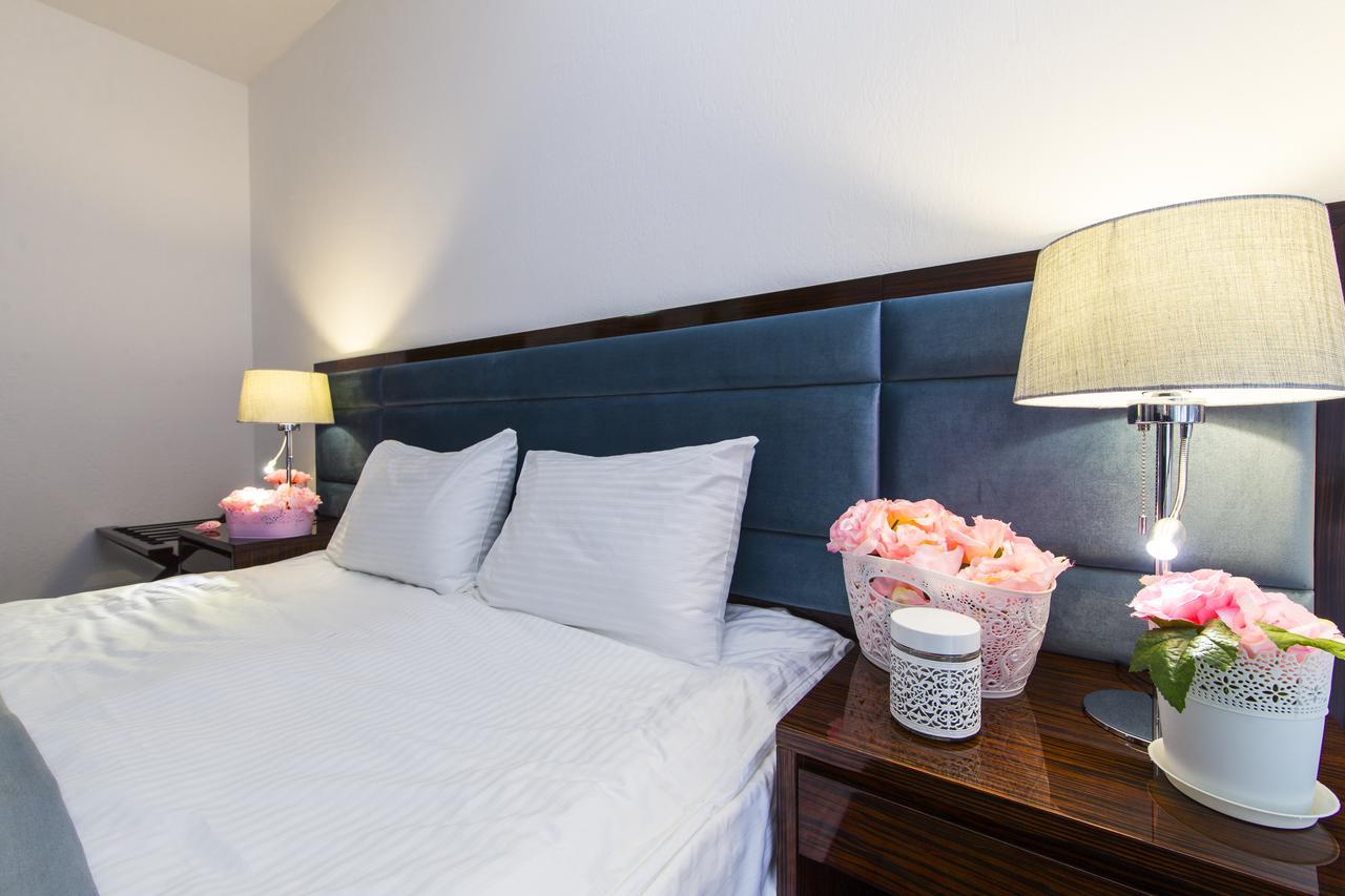 Sunrise Garden Hotel 3* Gagra Esterno foto