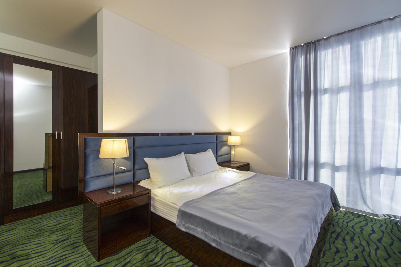 Sunrise Garden Hotel 3* Gagra Esterno foto