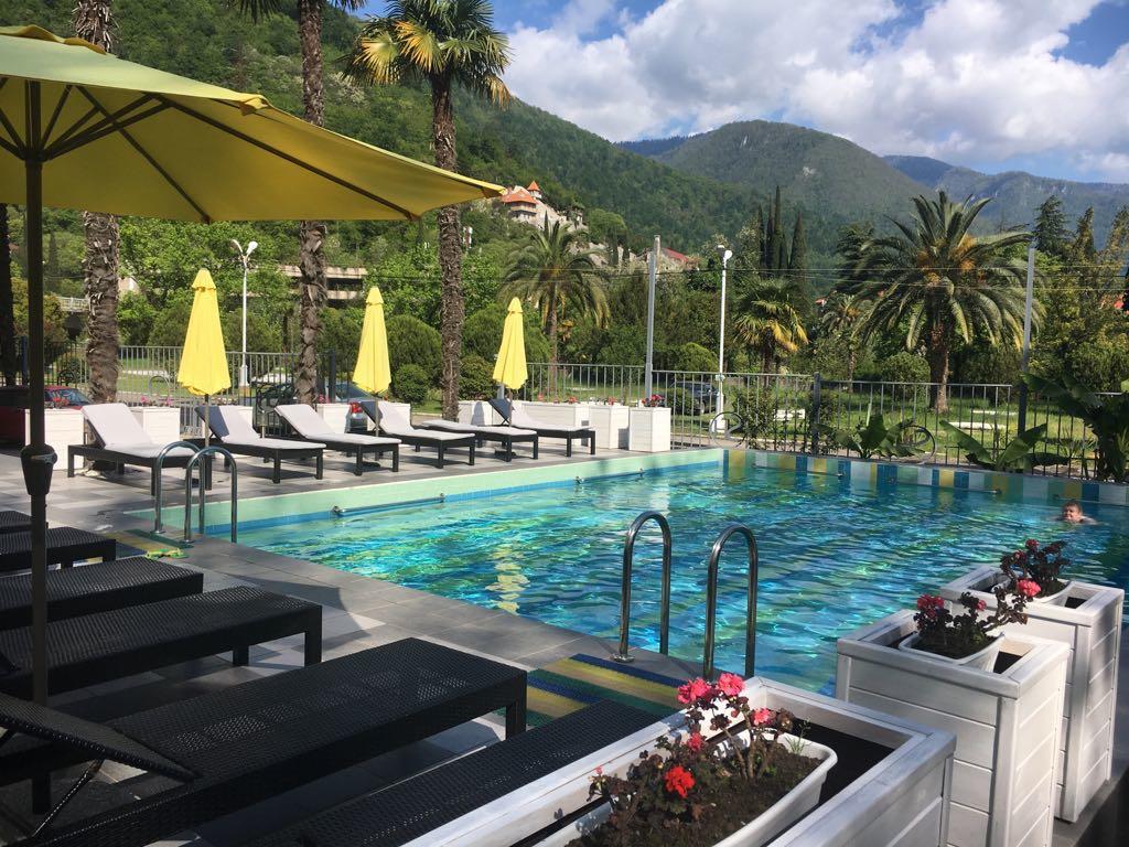 Sunrise Garden Hotel 3* Gagra Esterno foto